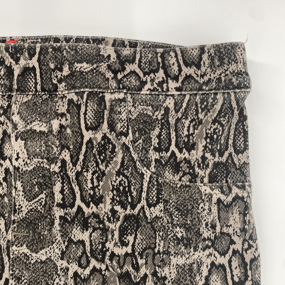 SPANX Leggings  Snake Print Slimming Stretchy Ankle‎ Pants Stretch Women's Large - Picture 3 of 9